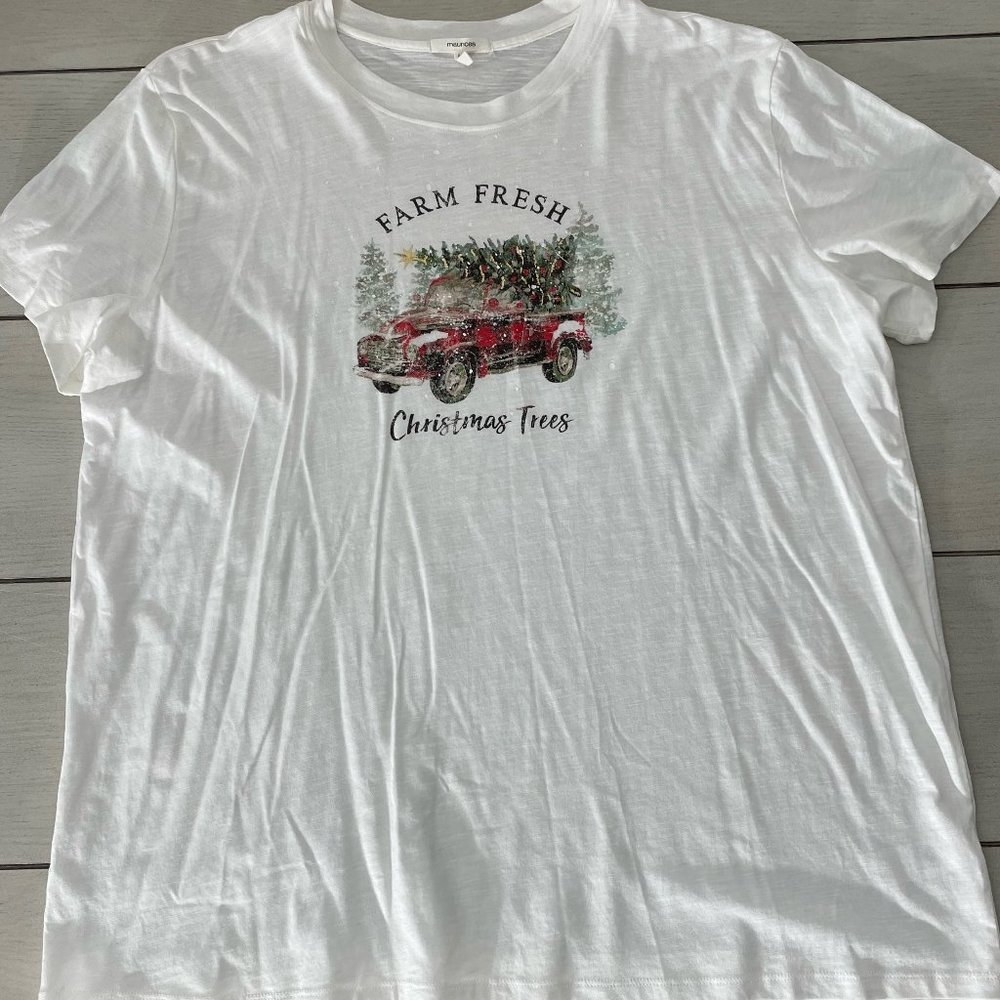 Maurices Christmas T-shirt (Women's Size XL) NWOT